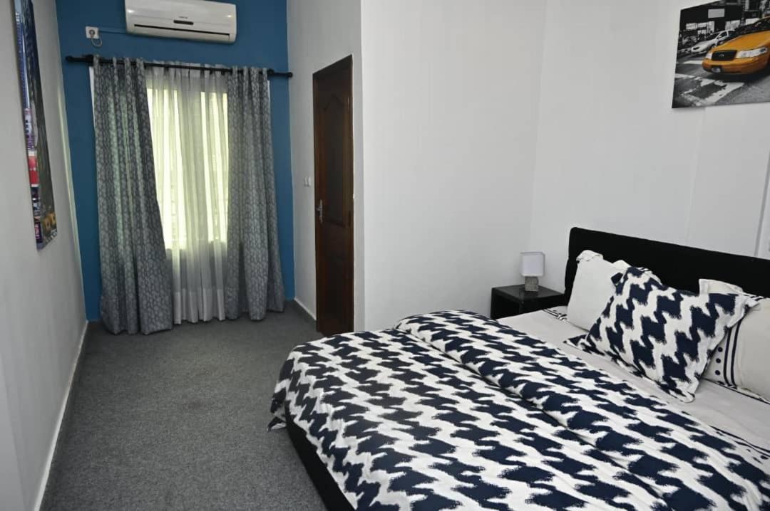 Appartement Cosy Gold Bonapriso Douala Exterior foto